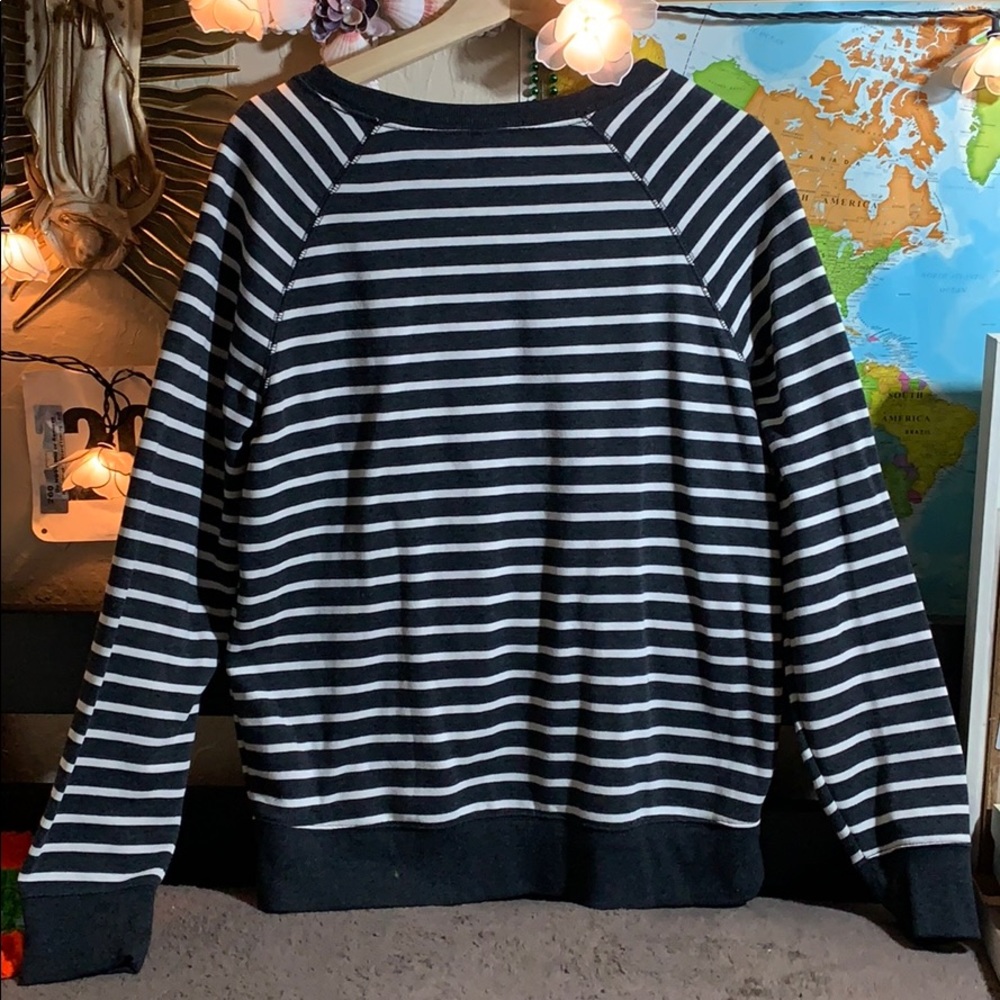 Sweater - Picture 3 of 4